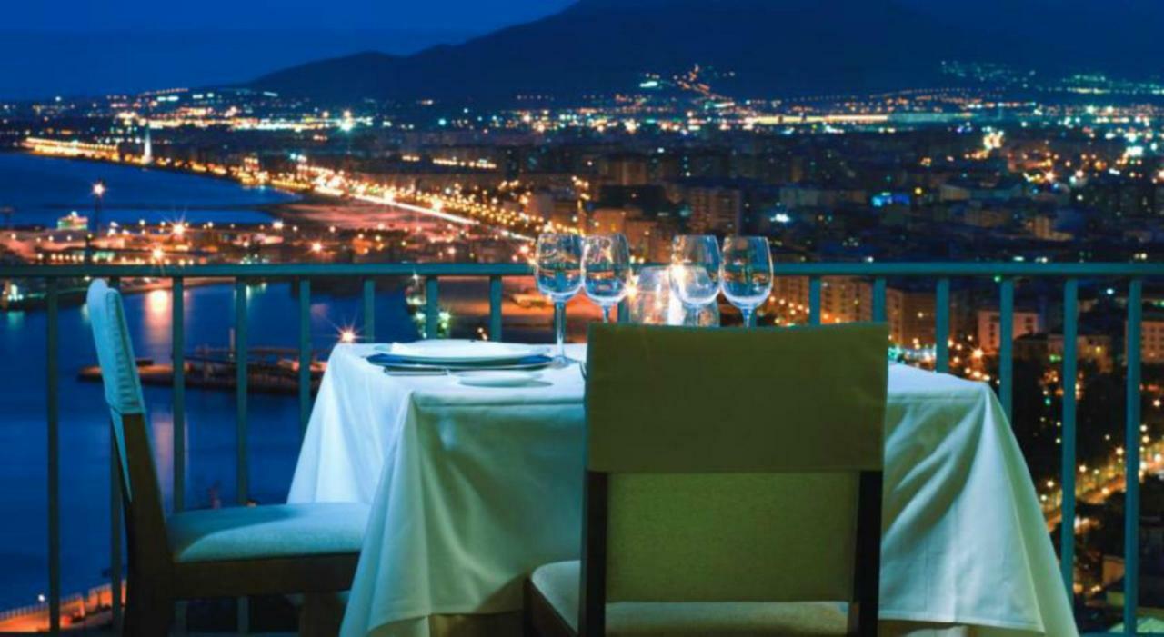 Skysea Holidays Malaga Bailen Apartment Ngoại thất bức ảnh